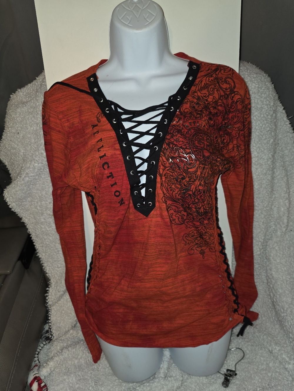 Affliction Women’s Red Lace-Up Long Sleeve Top Small